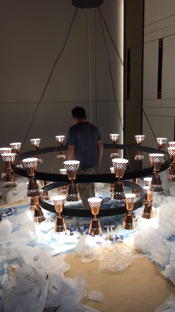 Chandelier assembly — lamp testing