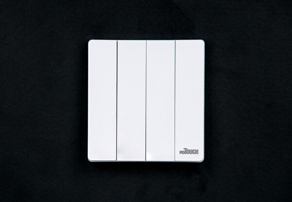 ULT-M042W — Retouch Switch & Socket