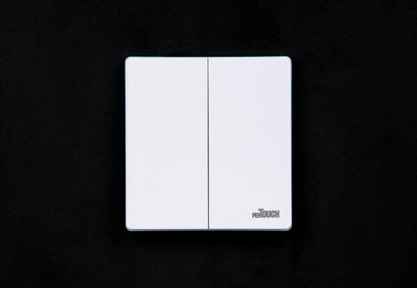 ULT-M062W — Retouch Switch & Socket