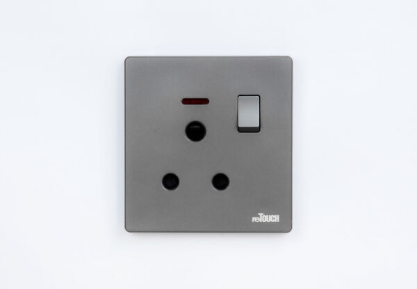 ULT-M0815MG — Retouch Switch & Socket