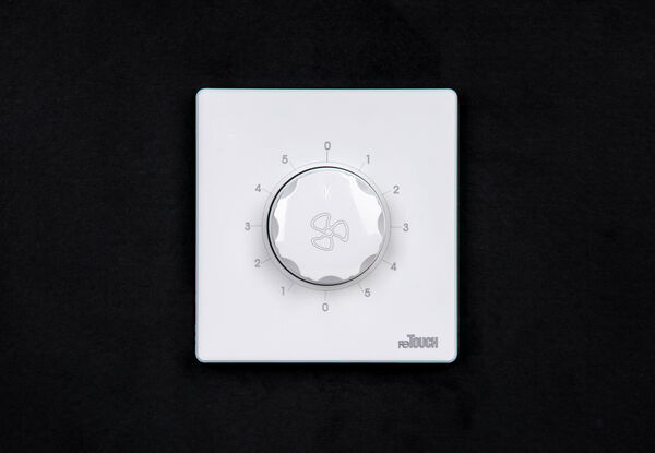ULT-M500FW — Retouch Switch & Socket